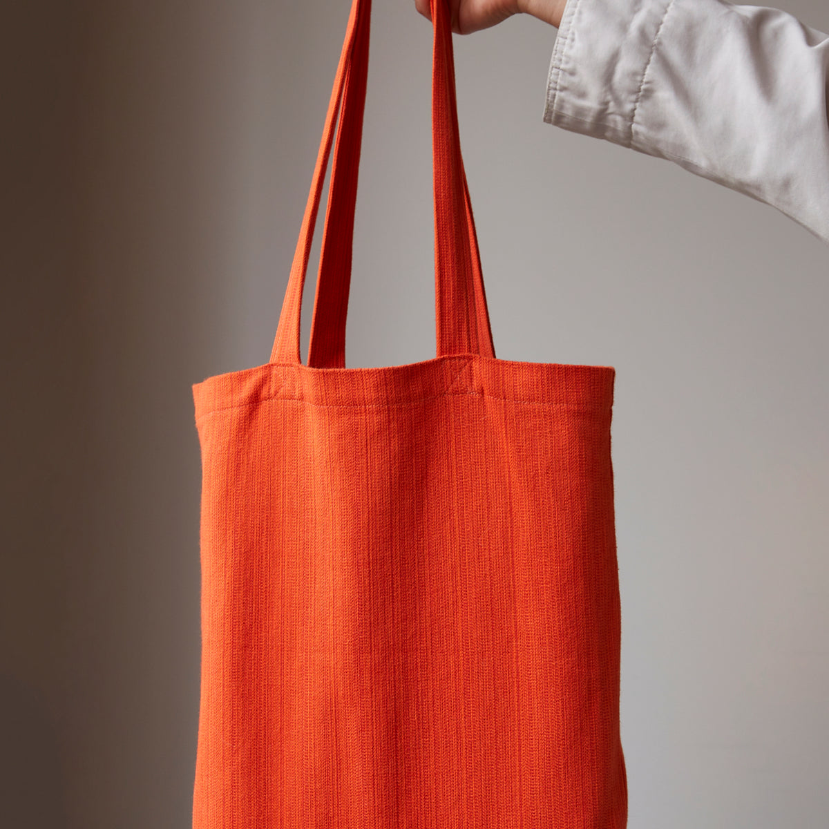 Woven-Texture Tote Bag main image 1